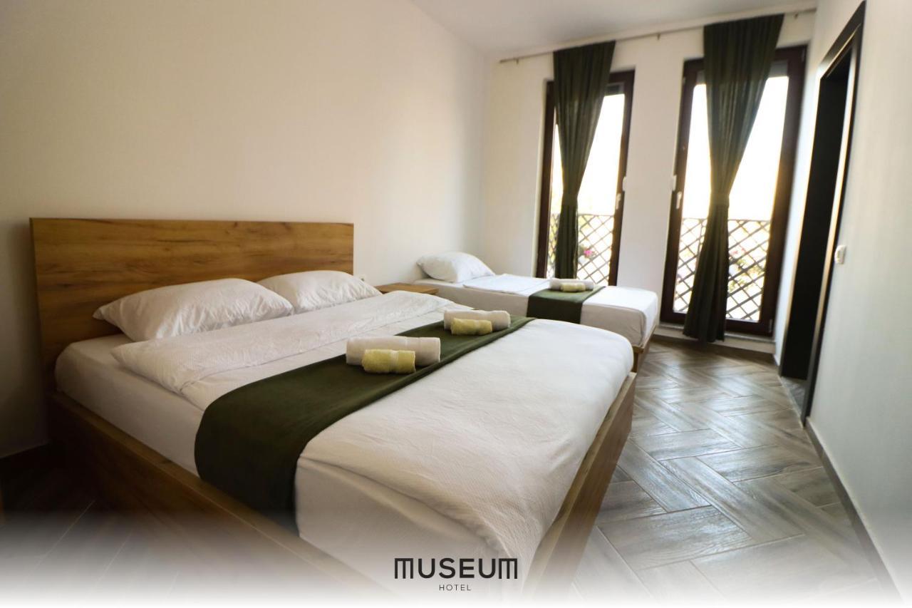 Museum Hotel Приштина Экстерьер фото