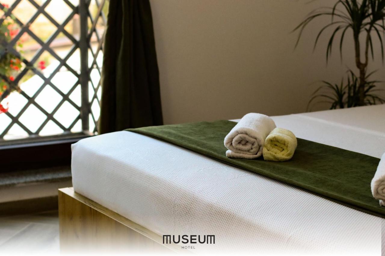 Museum Hotel Приштина Экстерьер фото