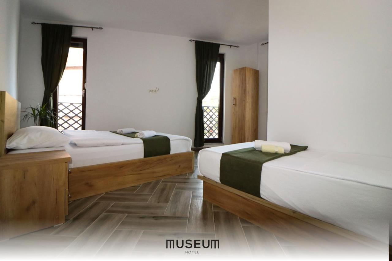Museum Hotel Приштина Экстерьер фото