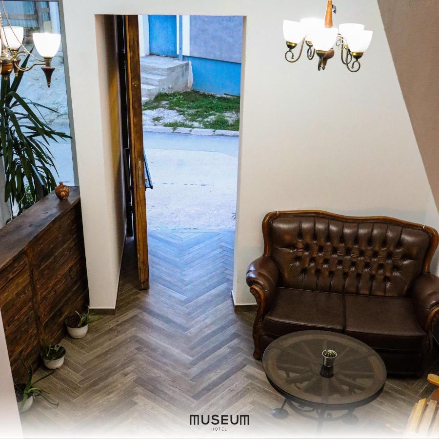 Museum Hotel Приштина Экстерьер фото